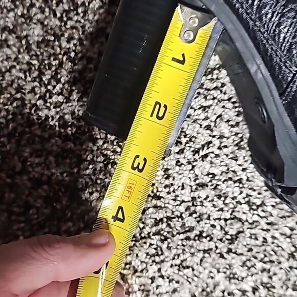 Sam & Libby heeled boots with tread. Sz 8 - Picture 14 of 14